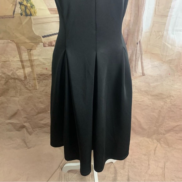 NEW TORRID Mini Scuba Fluted Dress - Picture 4 of 11